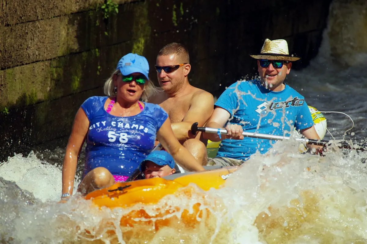 Guide to Rafting on Vltava River in Český Krumlov
