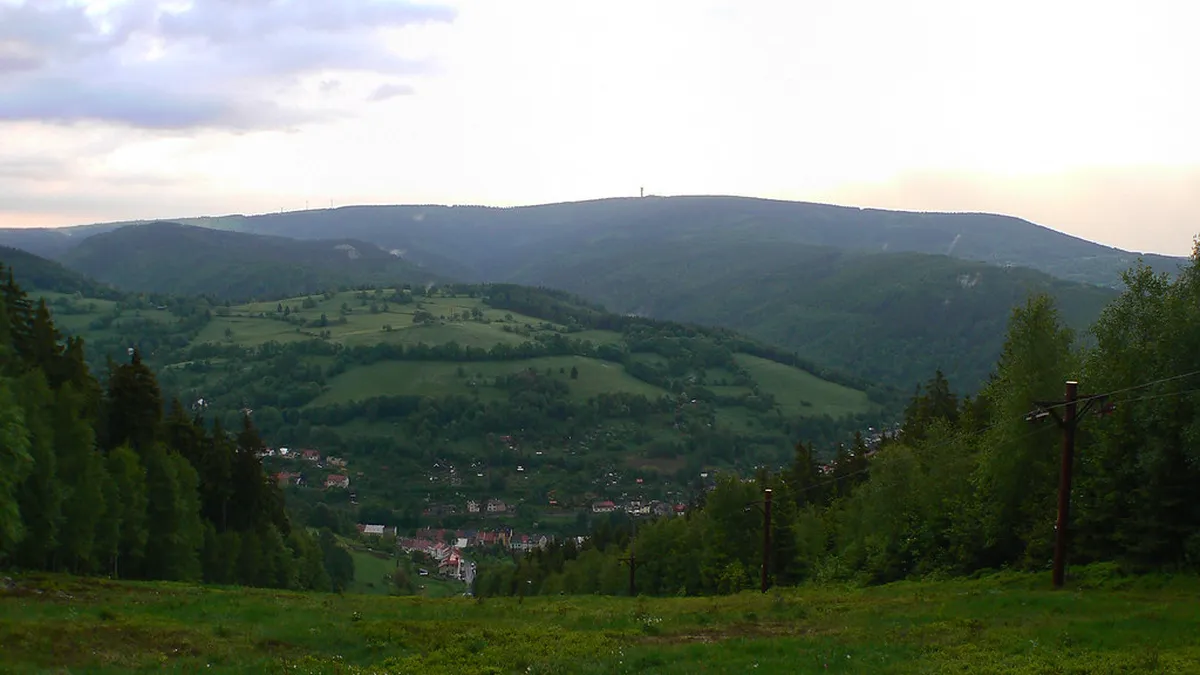 Skiing at Klínovec from Karlovy Vary: 2026 Guide