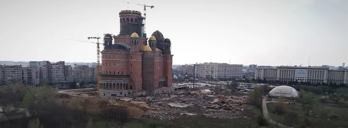 Ultimate St. Bartholomew’s Cathedral Tower Guide