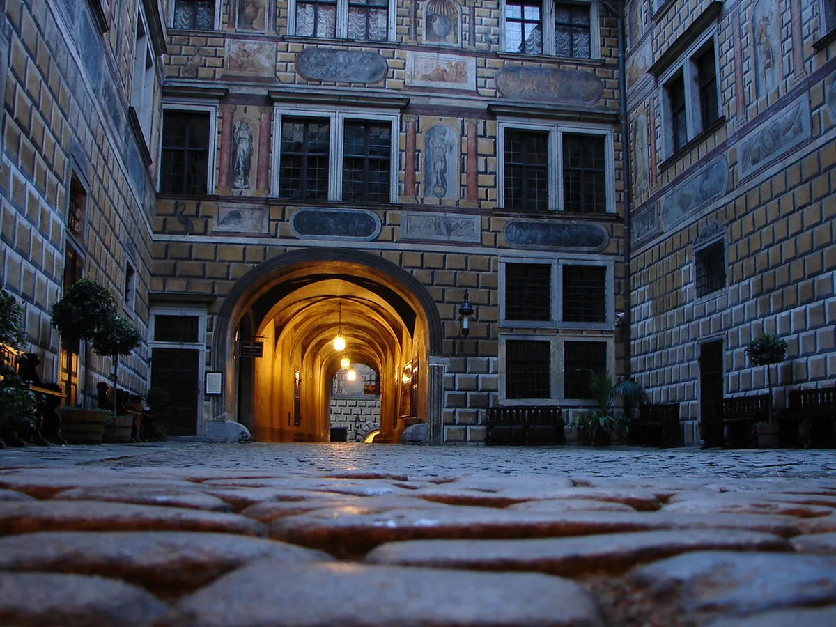 Cesky Krumlov Day Trip Guide: The Perfect 1-Day Itinerary