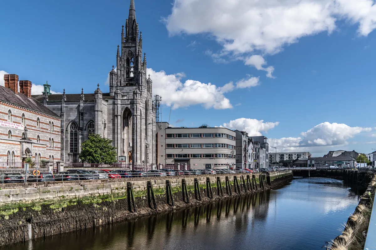 12 Iconic Charles Bridge Statues and Towers to See